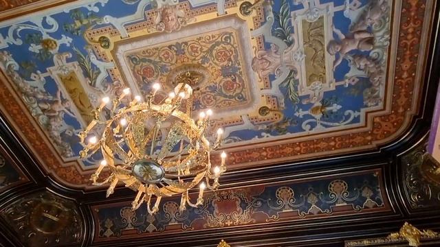 Особняк Трубецких-Нарышкиных частная собственность, открыт только в дни мероприятий. 18.11.2023 смотреть онлайн