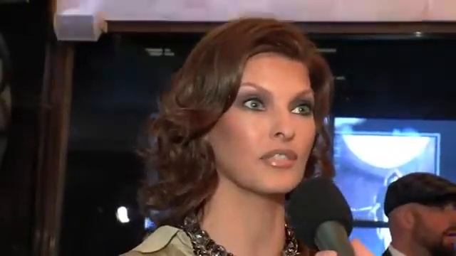 Linda Evangelista - Interview 2012 смотреть онлайн