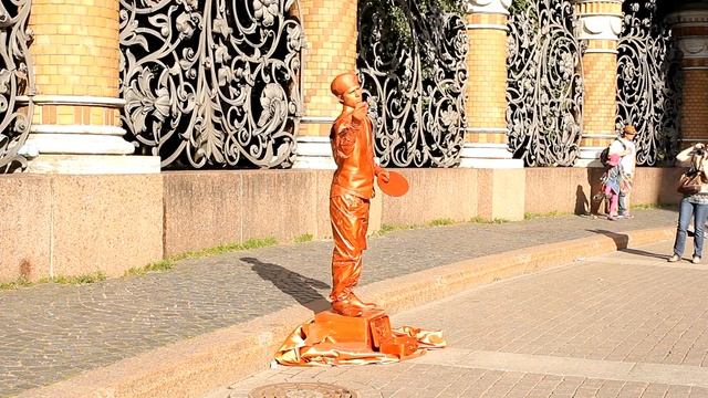 Живые скульптуры смотреть онлайн