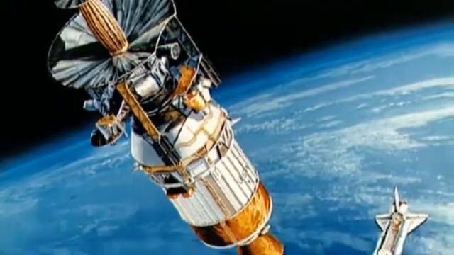 Occhi Su Saturno смотреть онлайн