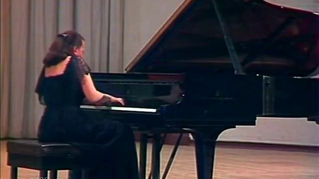 Viktoria Postnikova Plays Scriabin Sonata No. 5 - Video