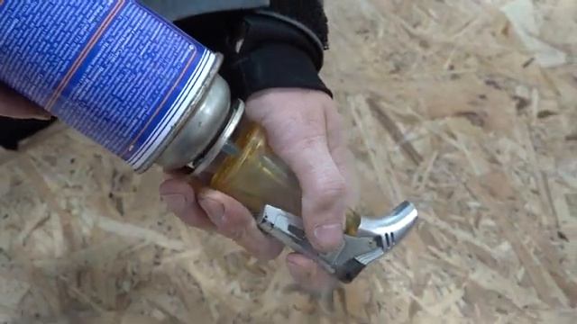 Как заправить зажигалку из туристического баллона. Лайфхак. смотреть онлайн