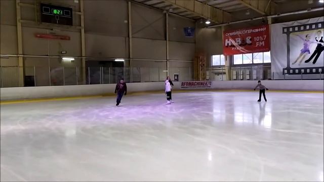 Ледовая арена "Оранжевый лед" г.Белгород смотреть онлайн