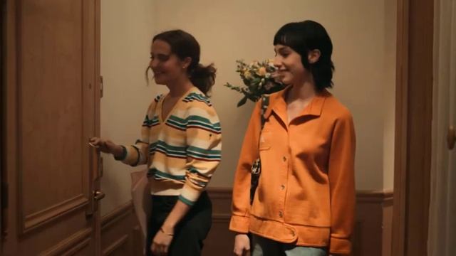 Mira and Regina "kiss"- IRMA VEP s1x7 смотреть онлайн