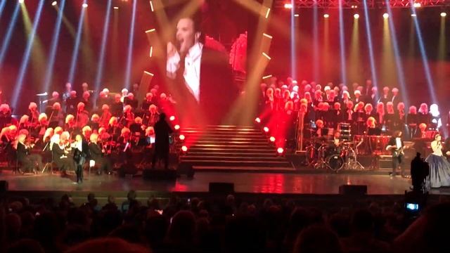 Penser L'Impossible - Rock Opera Mozart. Le Concert [Kiev 08.12.2018] смотреть онлайн