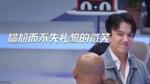 🔔 Он незаменим! Реакция китайского профессора на творчество Димаша Кудайбергена