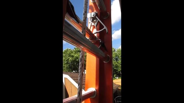 Werner 24 ft. Double Pulley Fiberglass Extension Ladder 300 lb. Capacity D6224-2 смотреть онлайн