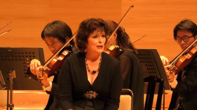 JENNIFER LARMORE Il capro e la capretta (Le nozze di Figaro) смотреть онлайн