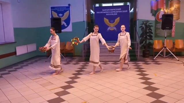 АРТ-вакацыі 2021. БЭЮК. Танцевальный ансамбль "Папараць": М.Шекунова, П.Циунчик и Н.Котова смотреть онлайн