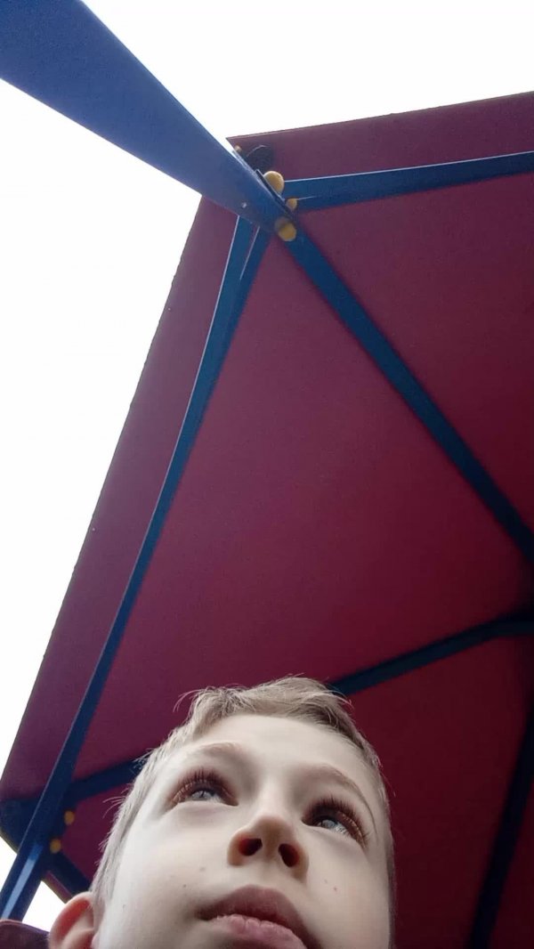 Саша потерял ключи теперь мы ищем