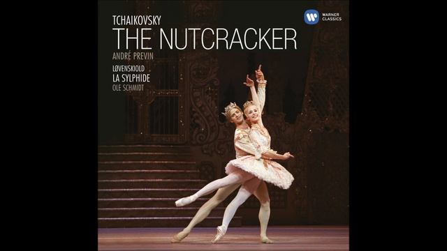 The Nutcracker - Dance of the Reed Pipes смотреть онлайн