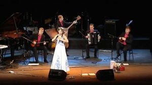 Алёна Петровская - А он ничей