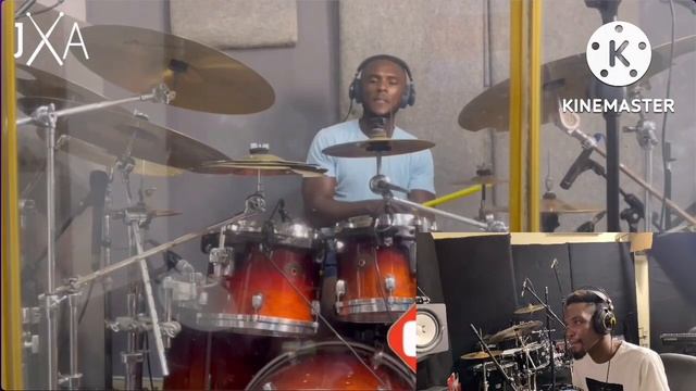 If @RichardBona Needs A Drummer from Africa @jesseackerson1234 has already Won смотреть онлайн