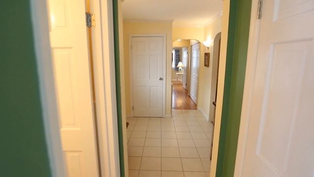 6 Kings Lacey Way, Fairport, NY presented by Bayer Video Tours смотреть онлайн