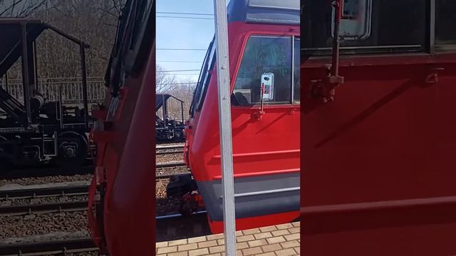 новая электричка Эд4м 0137 на станции Софрино с сообщением Ярославский вокзал Александров