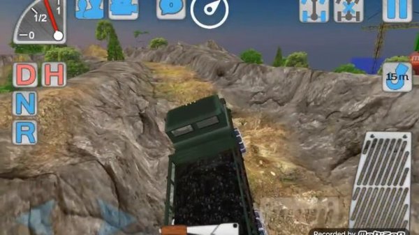 играем в Dirt On Tires