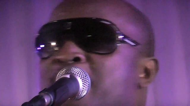 Petit Pays en concert à Sarcelles le 06-07-2012 - Bakary смотреть онлайн
