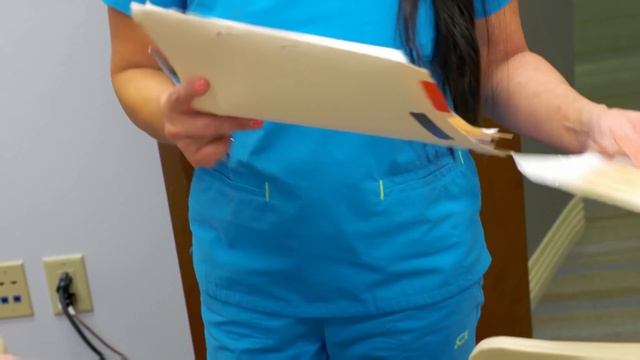Frustrated Patient Disagrees With Dr. Lee's Diagnosis! | Dr. Pimple Popper смотреть онлайн