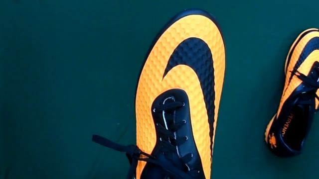 Обзор Nike Hypervenom BlackCitrus Phelon смотреть онлайн