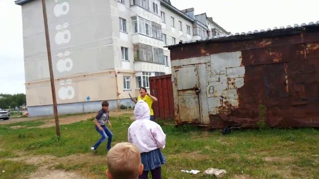 Я с друзьями играю в водные шарики смотреть онлайн