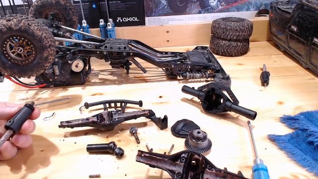 TRX-4 Winch Controller & new Panhard bar. SSD D60 rear! смотреть онлайн