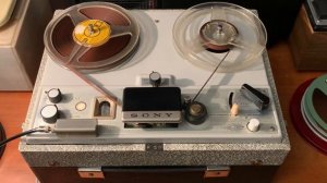 Владимир Высоцкий: Поговори хоть ты со мной, гитара семиструнная...