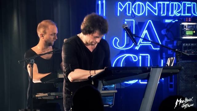Dirty Loops - Hit Me (Live In Montreux / 2014) смотреть онлайн