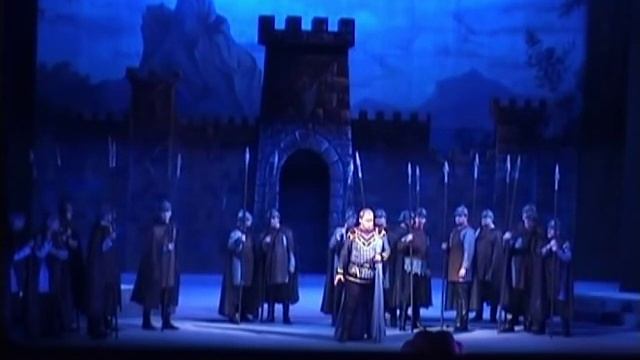 G. Verdi IL Trovatore - I Act (1 scene) - aria Ferrando "Di due figli vivea padre beato" смотреть онлайн