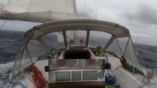 Sailing Cape Horn in a Gale: Re-mastered with No Music (Raw Sailing) смотреть онлайн