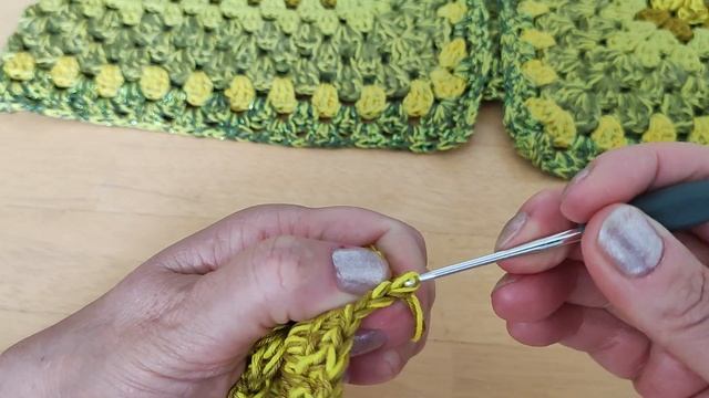 WE KNIT A HOOK CARDIGAN FROM TWO PARTS ВЯЖЕМ КАРДИГАН ВМЕСТЕ ИЗ ДВУХ ШЕСТИУГОЛЬНИКОВ смотреть онлайн