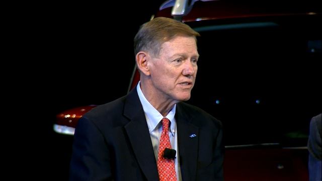 ALAN MULALLY DISCUSSES FORD'S LEADERSHIP DEVELOPMENT смотреть онлайн