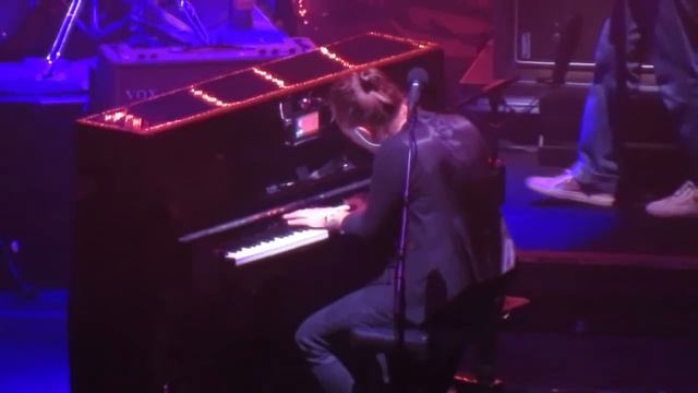 Radiohead - Like Spinning Plates - Live @ Santa Barbara Bowl 4-11-17 In HD
