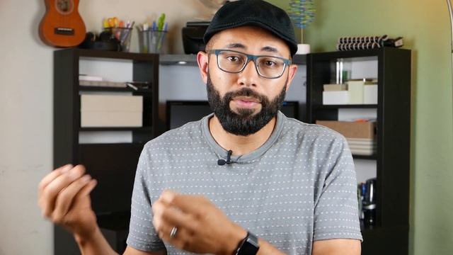 Where To Buy Your Next Glasses | Optician Advice смотреть онлайн