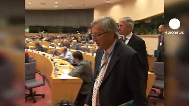 Больного Юнкера оставляют лидером Еврогруппы? смотреть онлайн