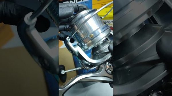 #unboxing moulinet #colmic contest 8000 surf casting