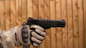 ▶  СТРЕЛЬБА из страйкбольного пистолета