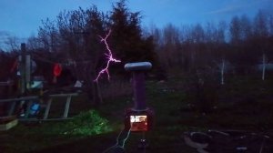 Искровая катушка тесла