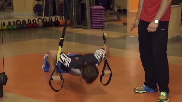 Тренажер TRX. Упражнения для грудных мышц на тренажере TRX!