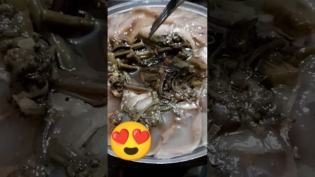 Сельдь с папоротником пикантно островато🗣️👍 советую купить если увидите смотреть онлайн