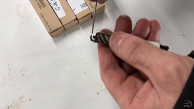 ЗАМЕНА СВЕЧЕЙ ЗАЖИГАНИЯ KIA RIO 3.