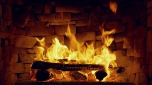 Расслабляющий Камин с Потрескивающими Звуками Огня. Отдых в уютной обстановке.