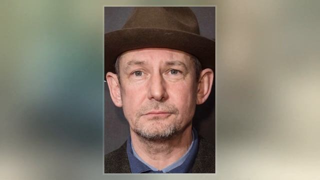 Ian Hart смотреть онлайн