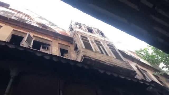 Lahore ye saray Ghar Bazar Hindu families k thay | पुराने लाहौर में इन घरों में हिंदू परिवार रहते थ смотреть онлайн