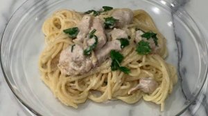 Спагетти с курицей в сливочном соусе. Вкусный ужин!