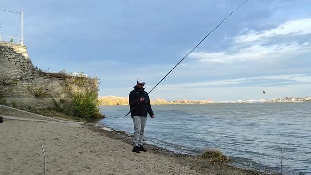 Monster Extreme distance feeder 4 m. 180 gr. by Preston Innovations смотреть онлайн
