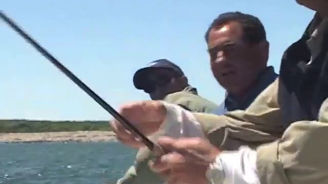 Fluke Fishing - Martha's Vineyard, MA смотреть онлайн