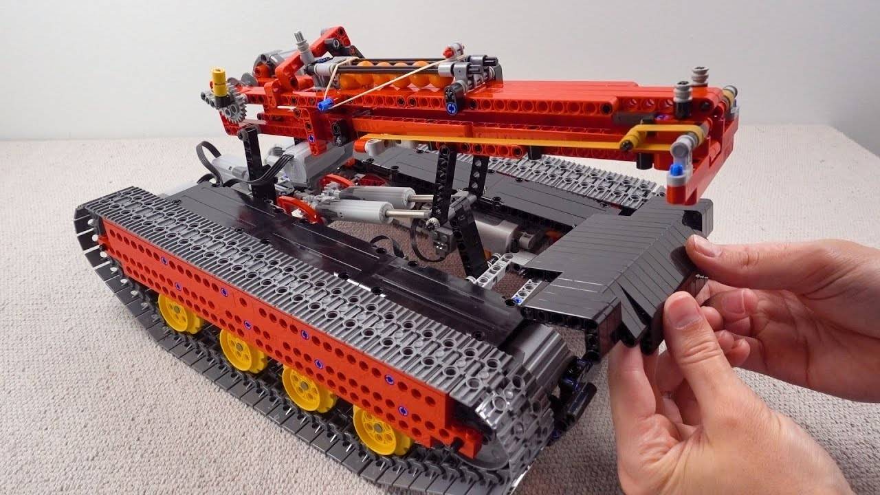 Строим танк из LEGO (без музыки и фильтров) смотреть онлайн