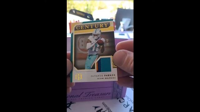 2020 Panini National Treasure Devante Parker 3 Color Patch смотреть онлайн