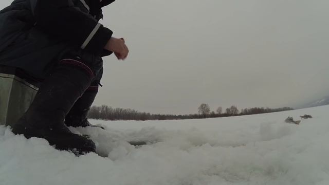 Коротенькая рыбалка перед работой. смотреть онлайн