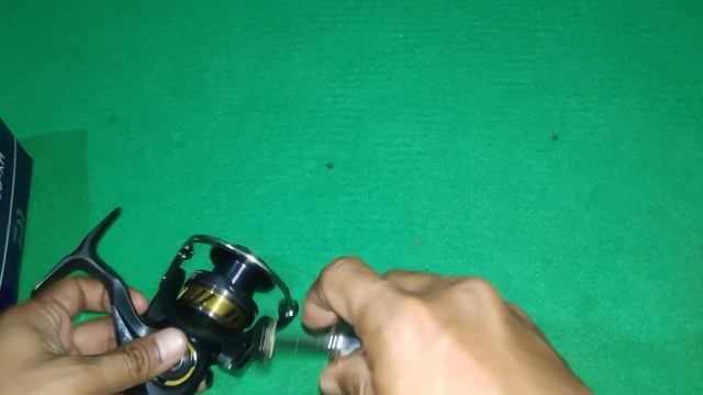 Unboxing Reel Daiwa Legalis LT 2500 смотреть онлайн
